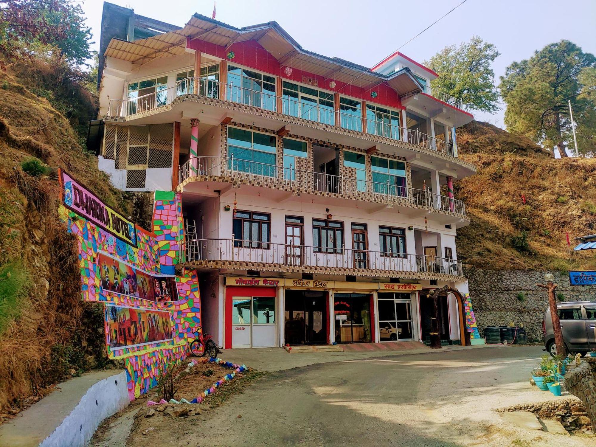 Dwarika Hotel Dwarahat Exterior foto